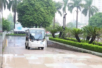 HỖ TRỢ NGƯỜI BỆNH ĐẾN KHÁM, ĐIỀU TRỊ TRONG MÙA MƯA BÃO
