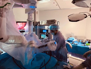 BỆNH VIỆN K PHẪU THUẬT ROBOT ĐIỀU TRỊ UNG THƯ THỰC QUẢN KHÔNG CẦN MỔ MỞ HỖ TRỢ ĐỂ TẠO HÌNH ỐNG DẠ DÀY